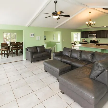 Villa Trusty Shellback